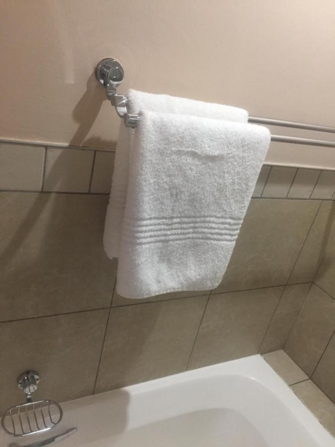 Mabungubwe Hotel Apartments - Home Away From Home Йоганнесбурґ Екстер'єр фото