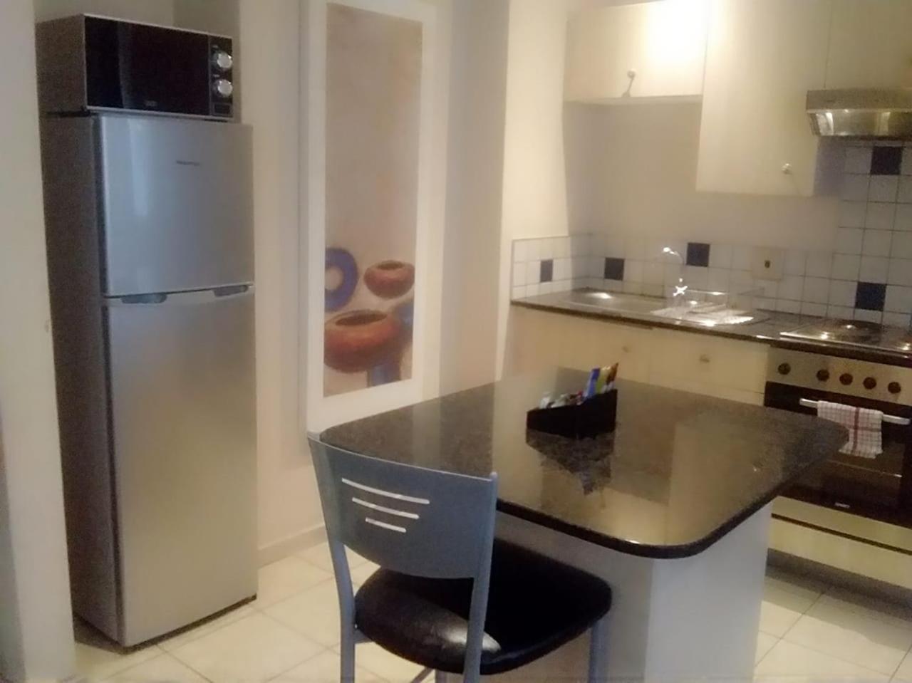 Mabungubwe Hotel Apartments - Home Away From Home Йоганнесбурґ Екстер'єр фото