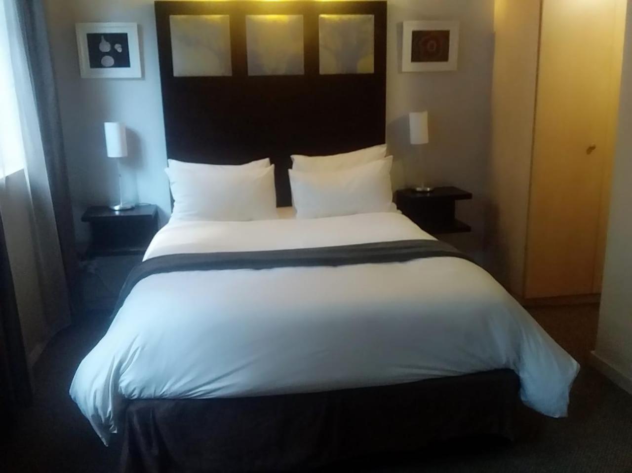 Mabungubwe Hotel Apartments - Home Away From Home Йоганнесбурґ Екстер'єр фото
