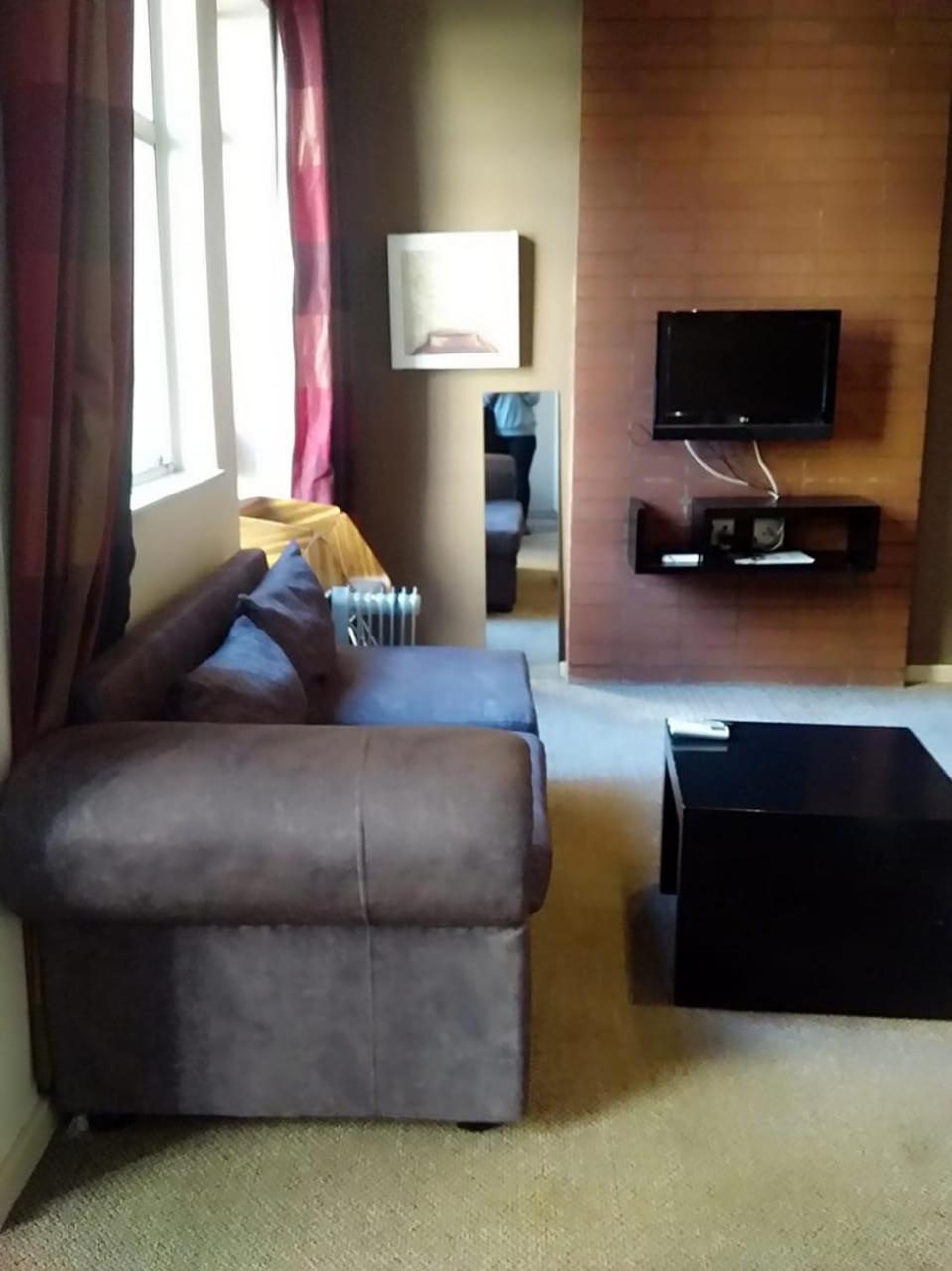 Mabungubwe Hotel Apartments - Home Away From Home Йоганнесбурґ Екстер'єр фото